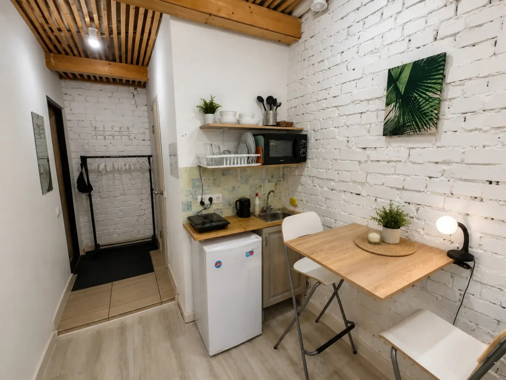 carousel image 1