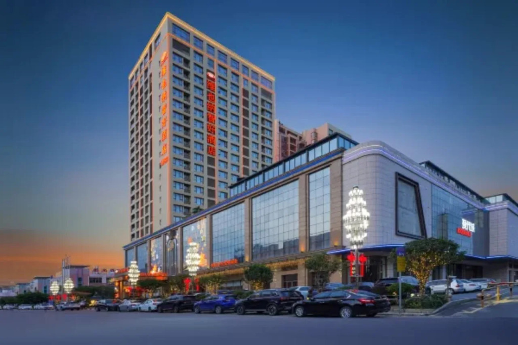Vienna Classic Hotel Dongguan Changan Xiandai — фото 1