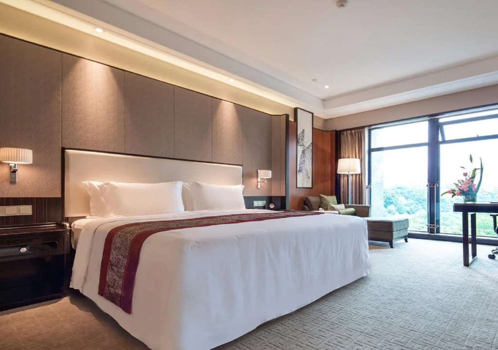 Howard Johnson Jinyi Hotel Chongqing — фото 1