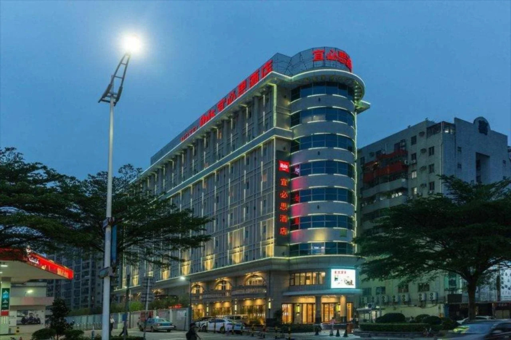 ibis Dongguan Dongcheng — фото 1