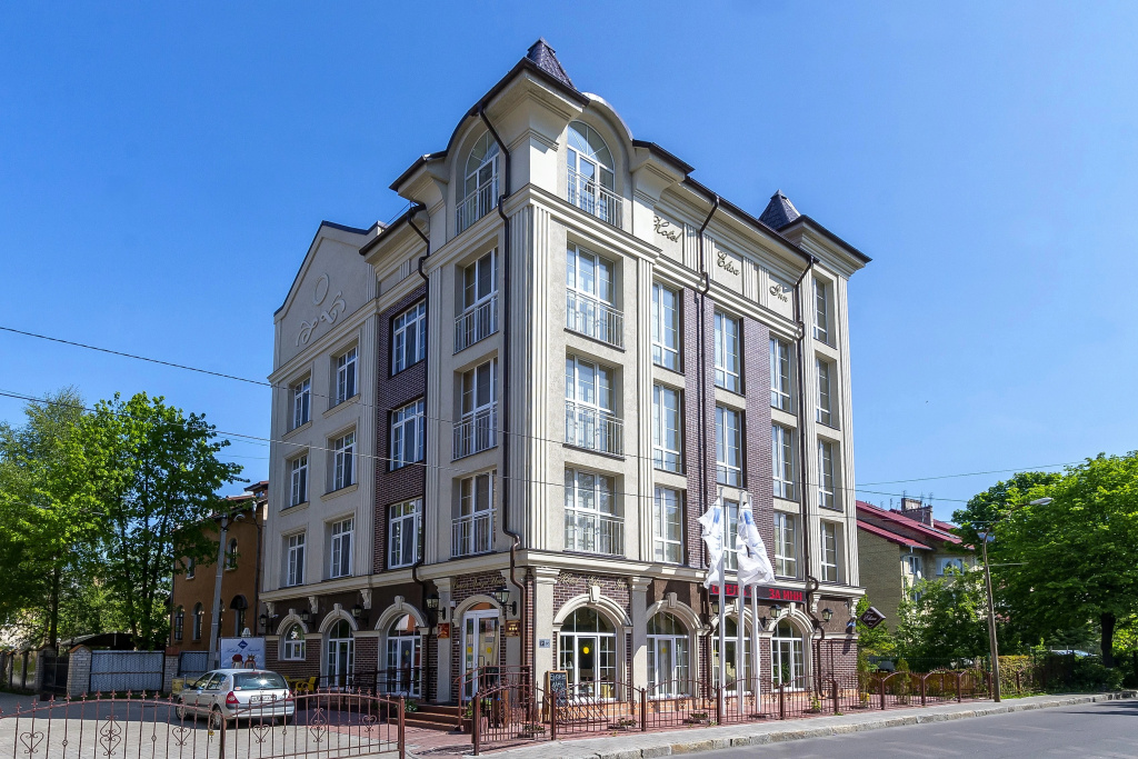 Отель Элиза Инн — фото 1