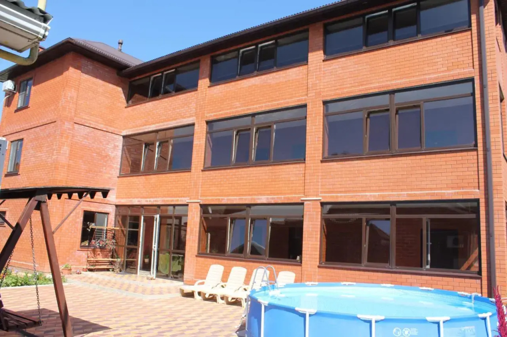 carousel image 0