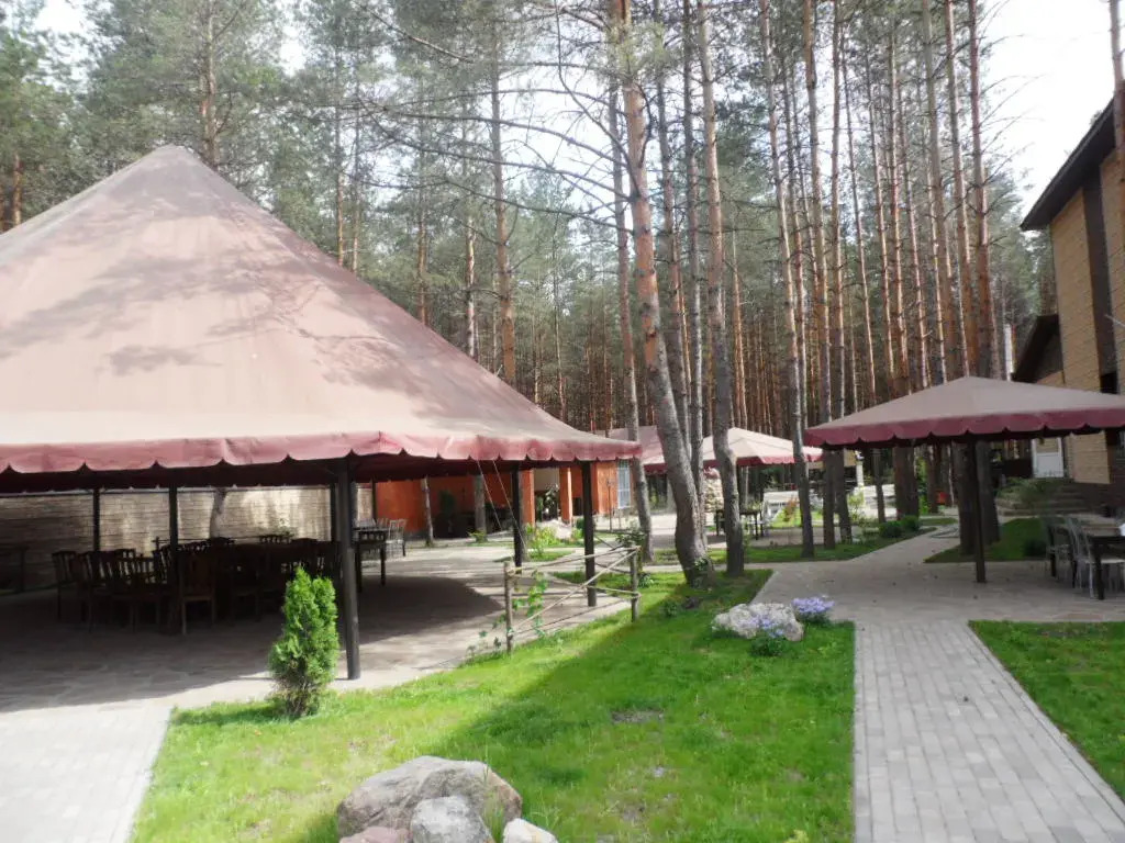 Lesnaya Skazka Hotel — фото 1