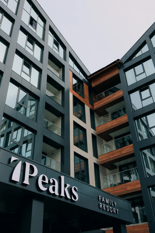 Отель 7Peaks Family Resort — фото 1