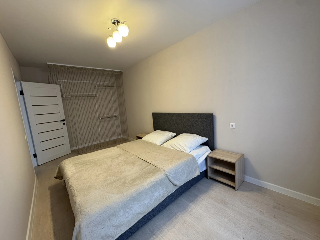 carousel image 2