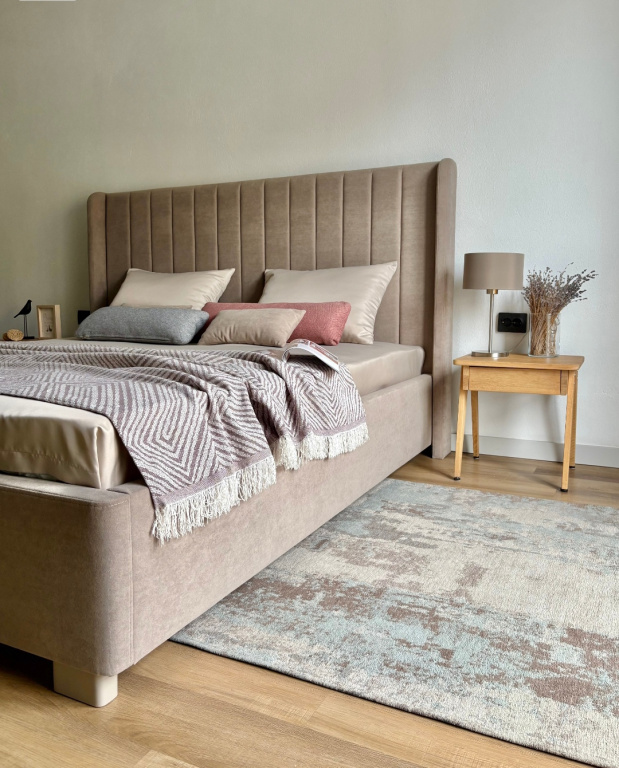 Квартира посуточно на Джигкаева, кровать Queen Size! — фото 1