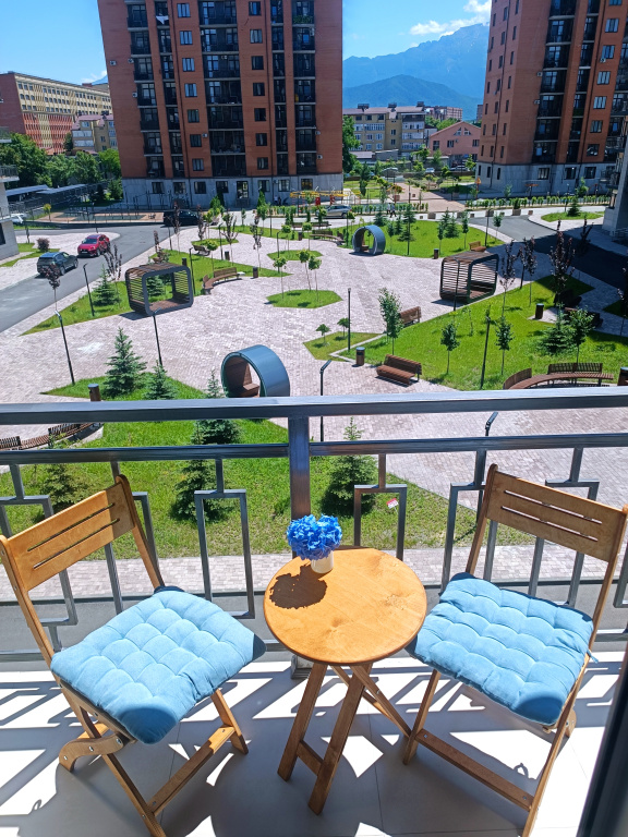 Квартира Новая с видом на горы и балконом — фото 1