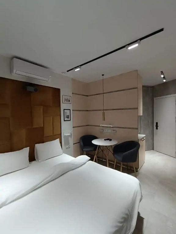 Квартира Студия Deluxe 102В — фото 1