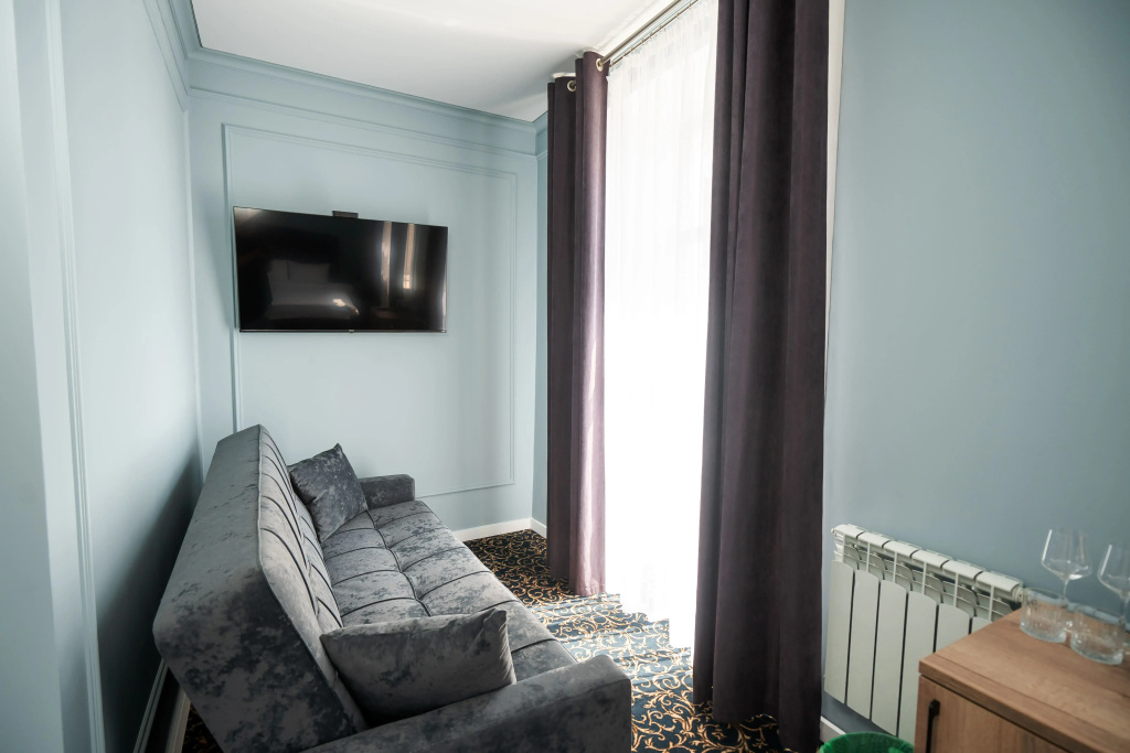 carousel image 3