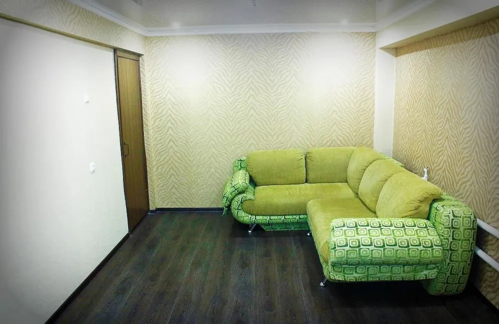 Dobrye Sutki Apartment on Merlina 20 — фото 1