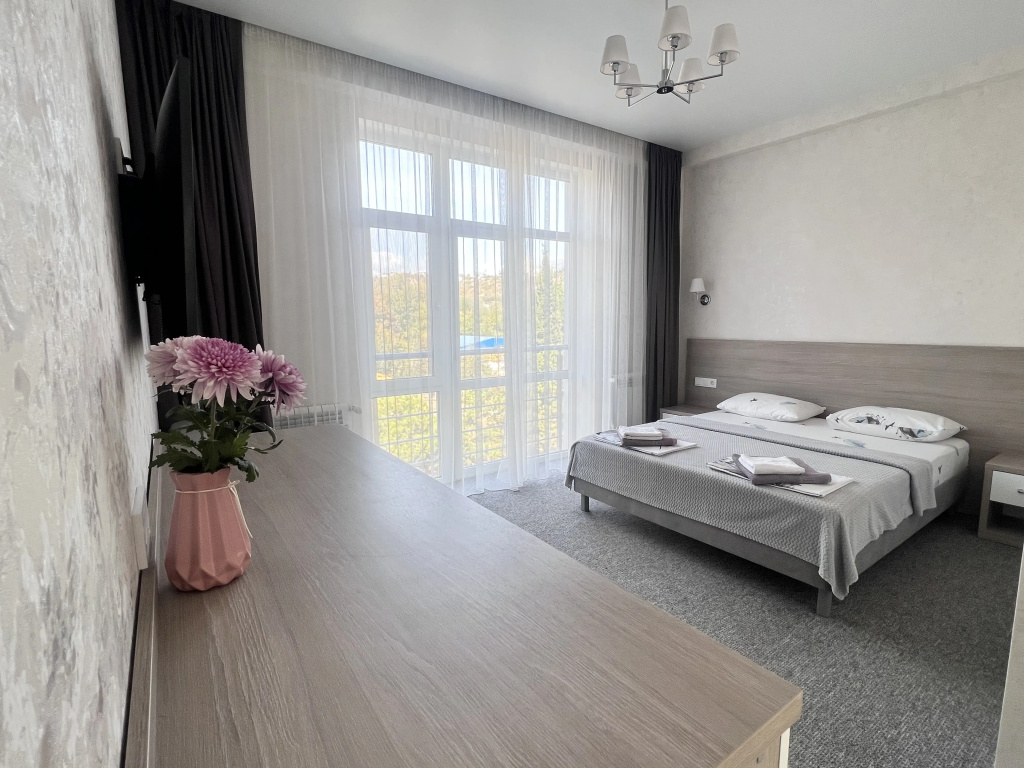 carousel image 0