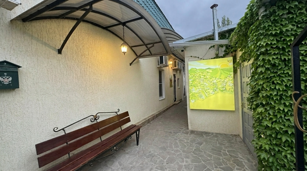 carousel image 1