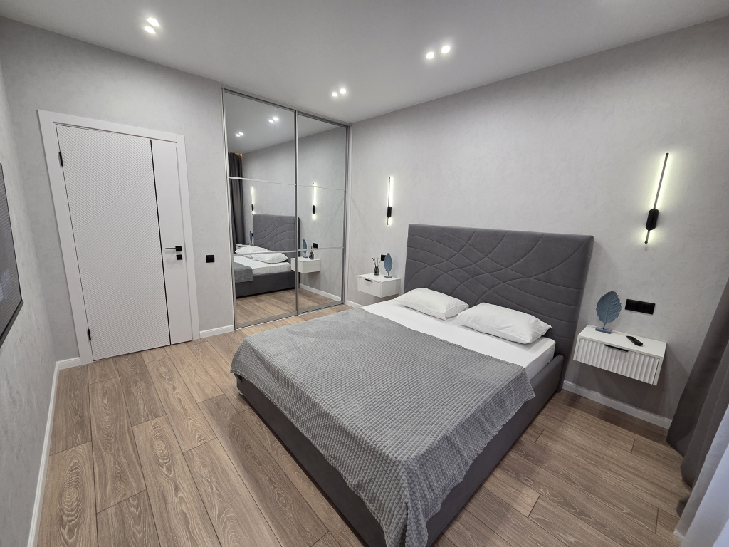 carousel image 1