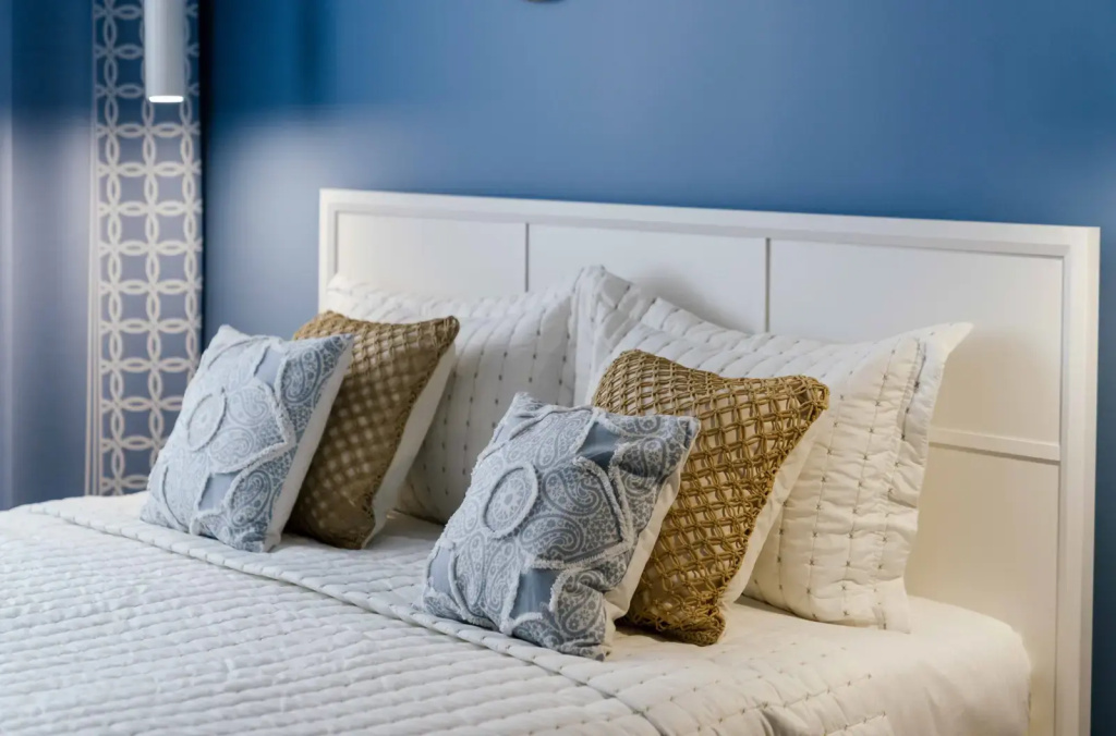 carousel image 1