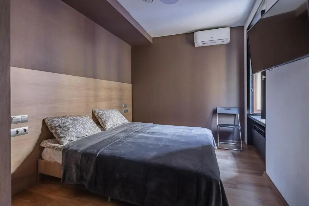 carousel image 1